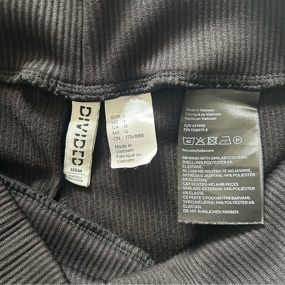 H&M Ribbed Pocket-Detail Leggings - Picture 5 of 5